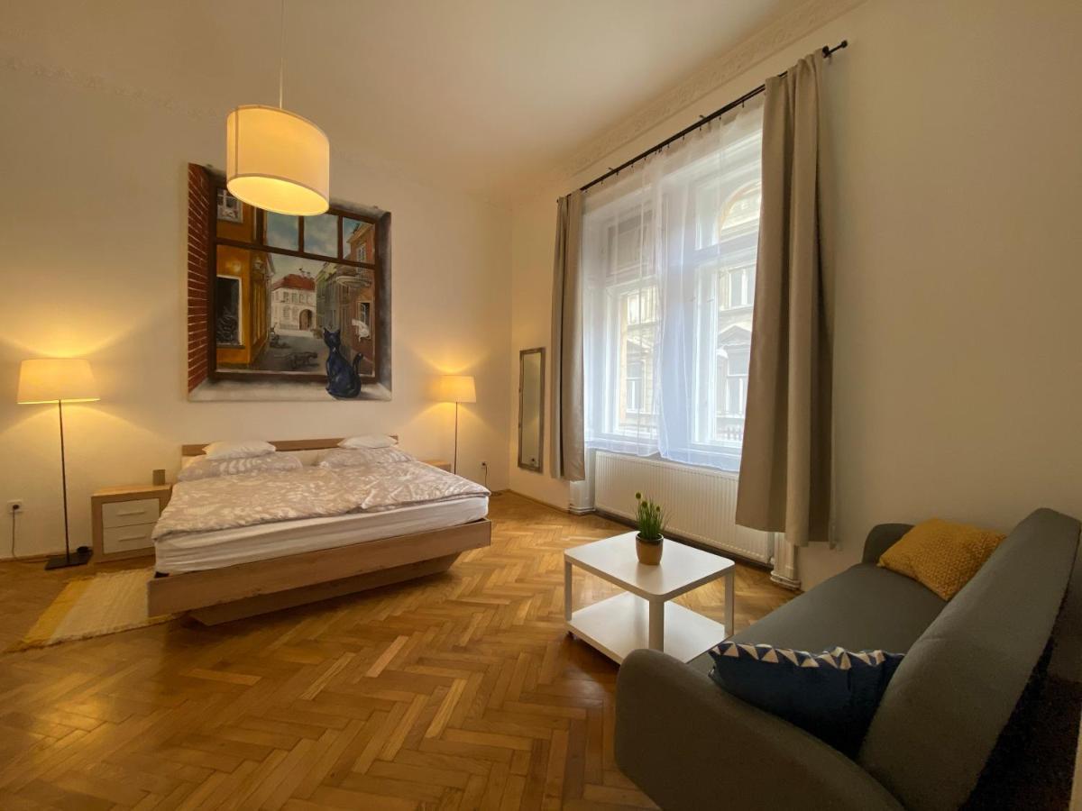 3 Bedrooms- Quarter * Budapeszt