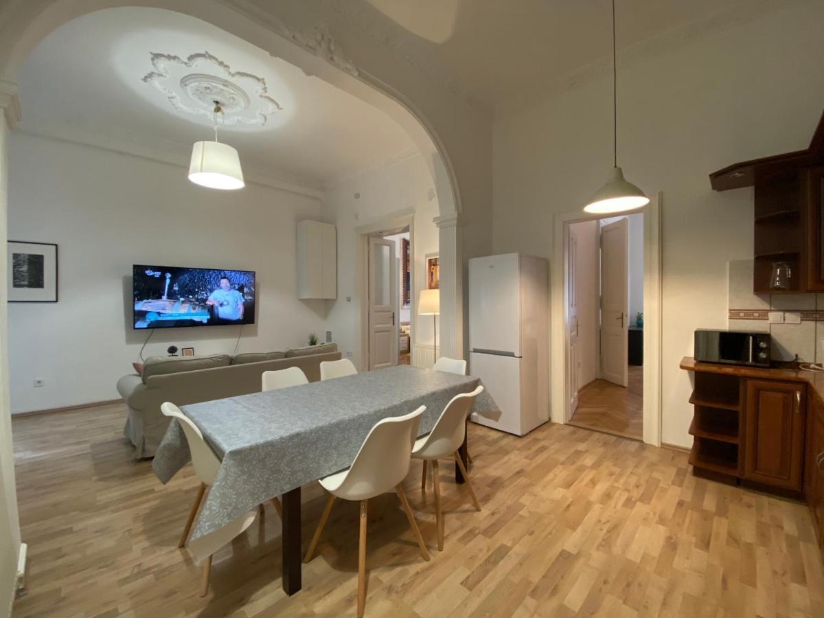 3 Bedrooms- Quarter * Budapeszt